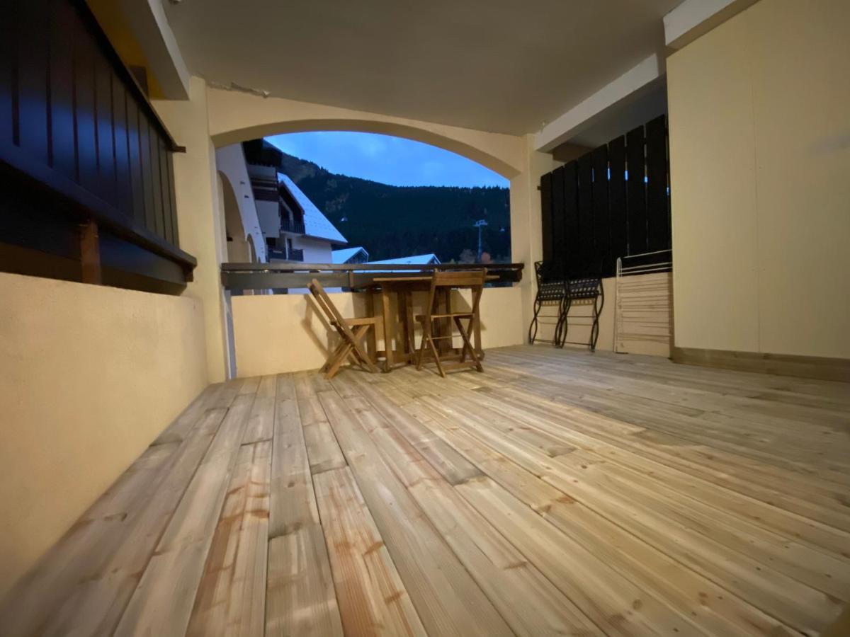 Poutran 2, Studio 4 Personnes Au Pied Des Pistes Avec Grande Terrasse Oz Buitenkant foto